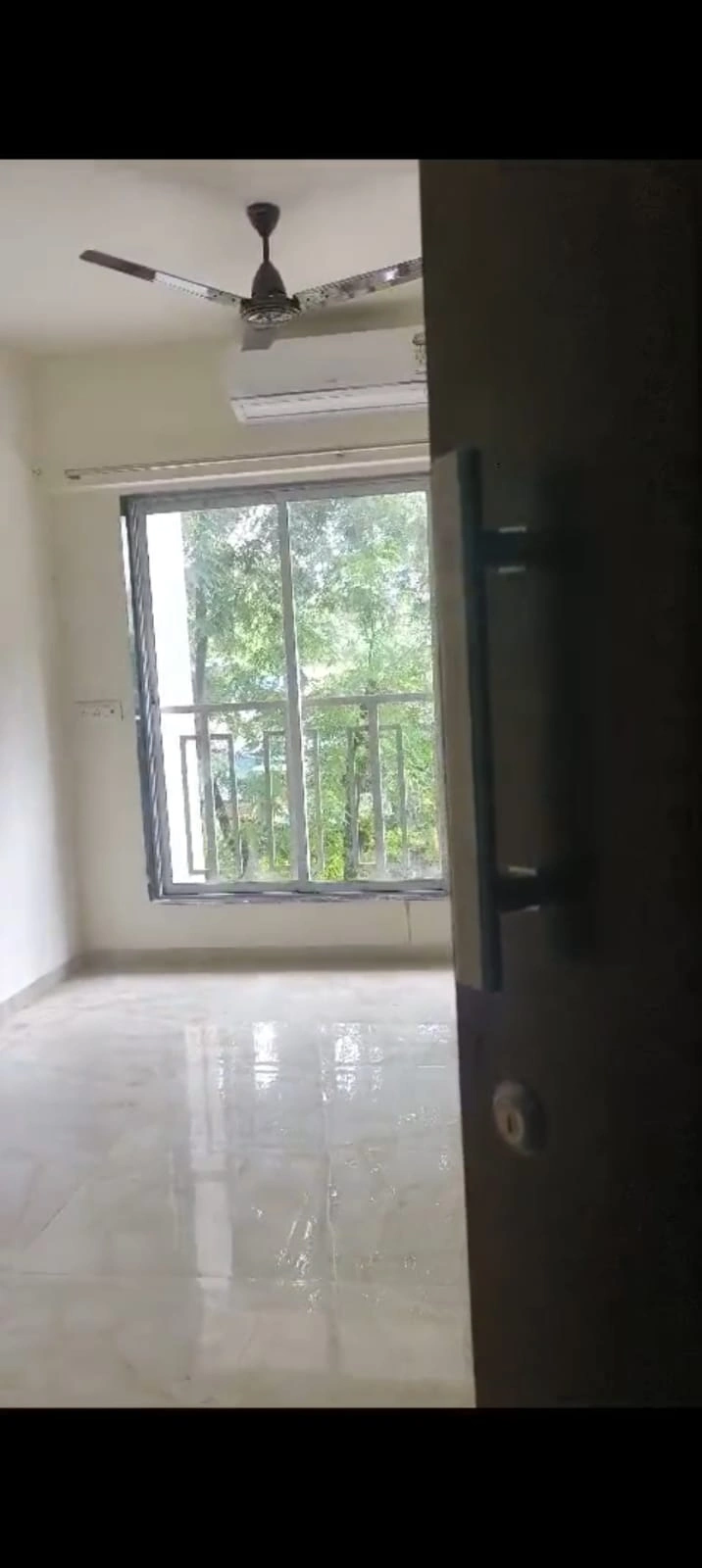 1 BHK Flat for Rent in Rishabh Villa, Malad East